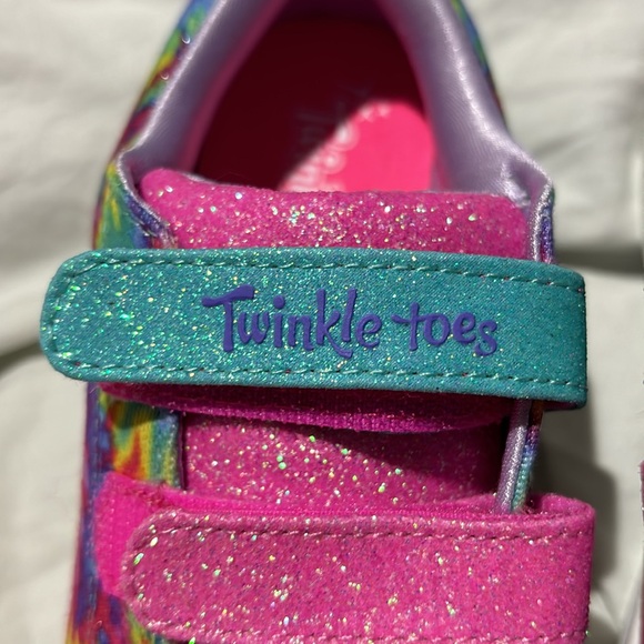 Twinkle toes 1 sparkle 3 velcro strap closure shoe that blinks on impact nwt - Picture 2 of 7